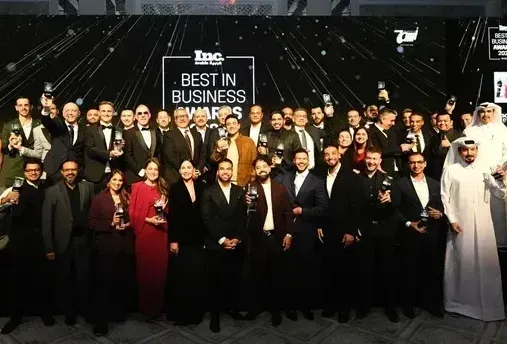 BE gana el premio Inc. Arabia Best in Business 2025, marcando un momento decisivo para la innovación digital.